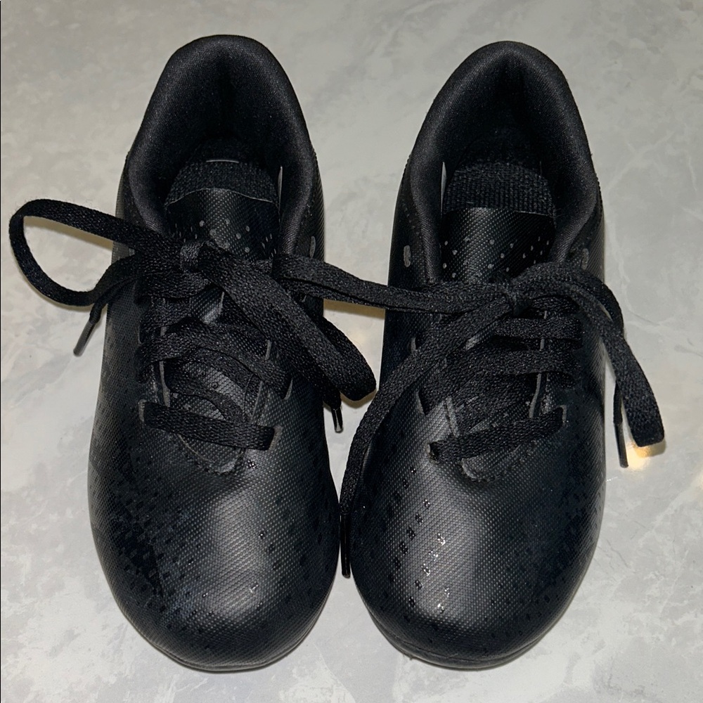 Adidas Kids soccer cleats (new condition)